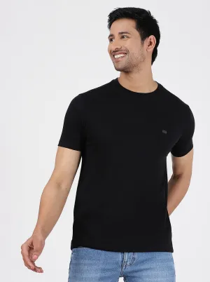 Black Solid Slim Fit T-Shirt | JadeBlue